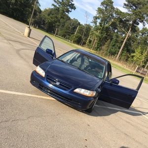 Meet your Posher, Ethan